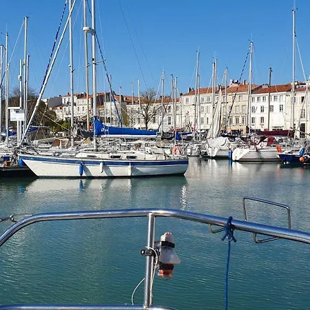 Coriandre 2 - Sur Un Grand Voilier 9 Personnes By Nuits Au Port Bådhotel *